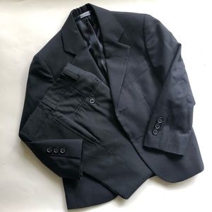 Brooks Brothers Boys 2piece Black Suit Size 4T
